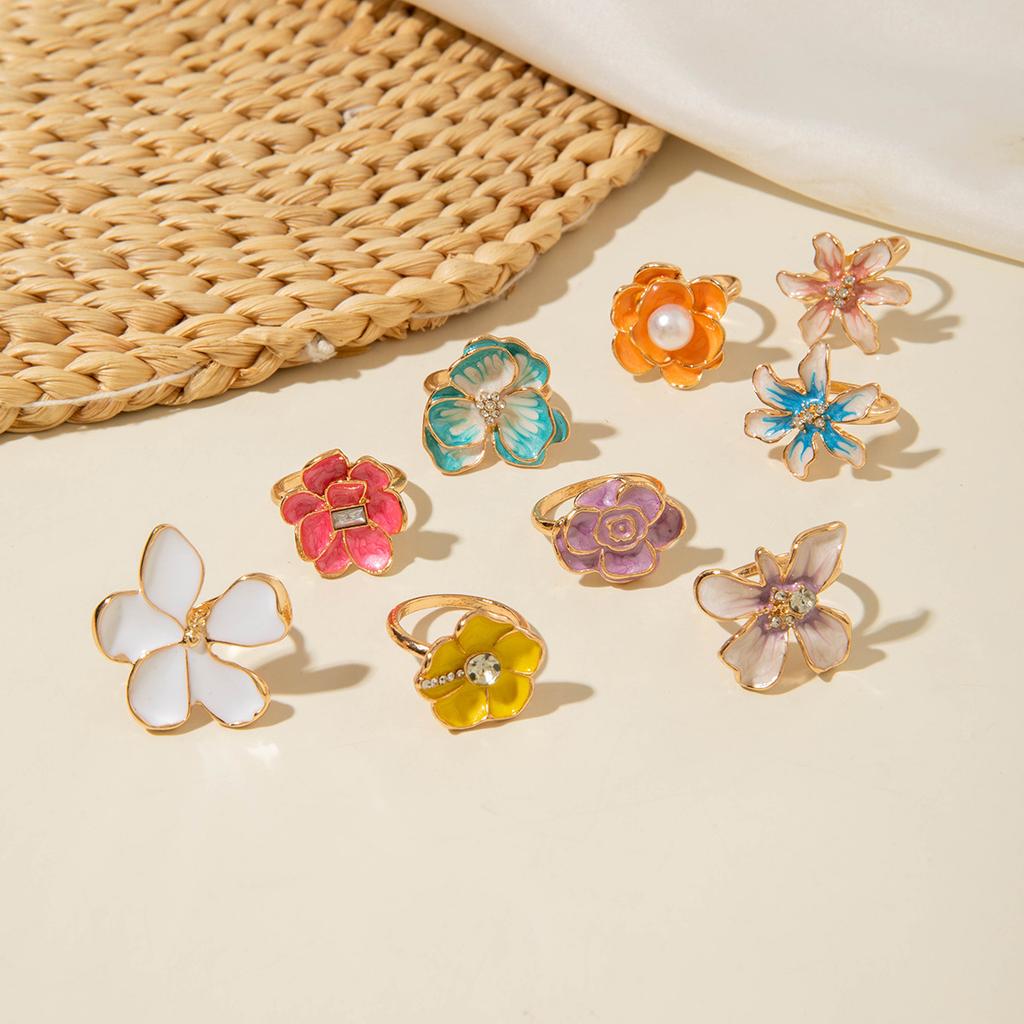 Baroque oil drop flower ring, metal lava light luxury pearl ring female