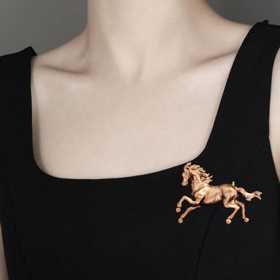 Brooch Pin Retro Enamel Horse Design Badge Clothes Hats Bags Scarves Collar Lapel Brooch Artistic Accessory