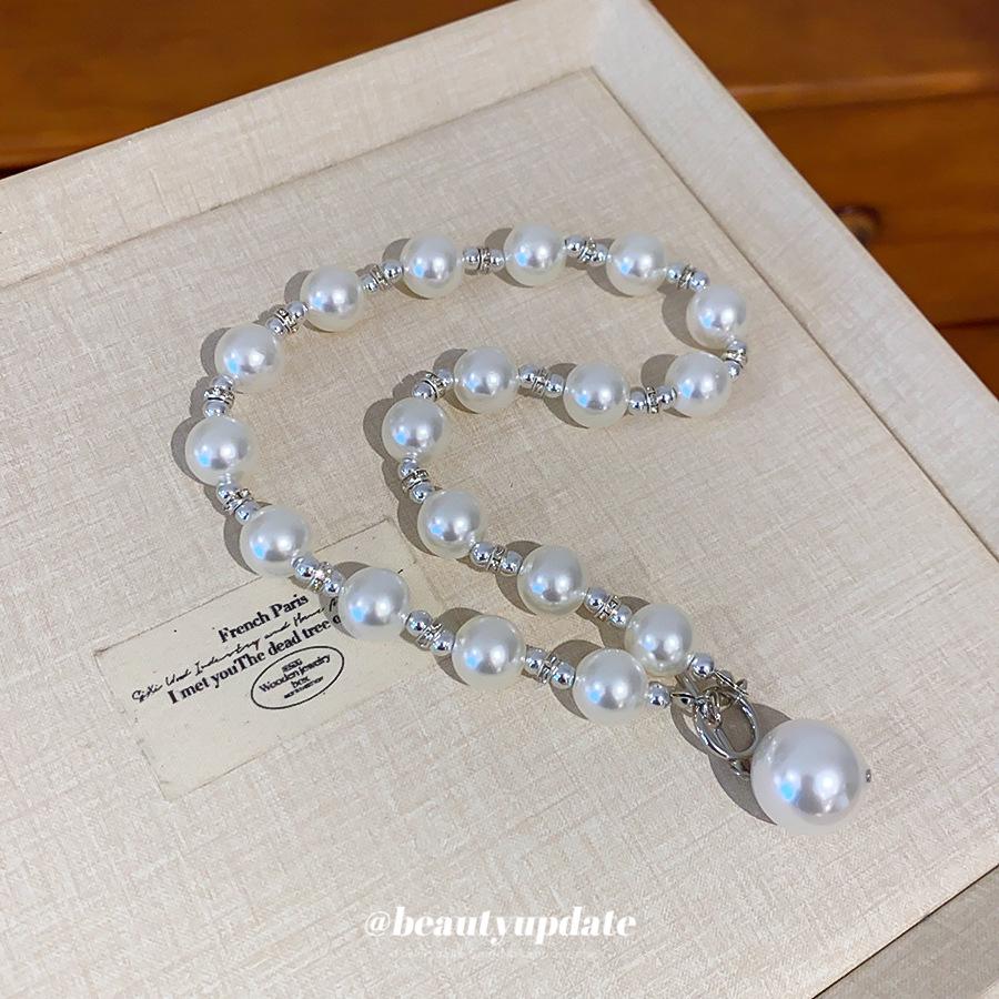 Retro Rhinestone Pearl Beaded Geometric Clasp Collarbone Necklace - Simple, Fashionable, High-End Jewelry