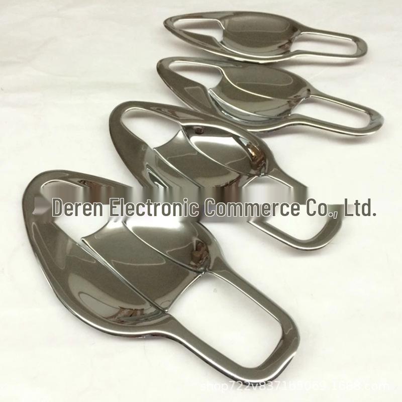 

16-19 Qashqai Наклейки на чаши дверей и накладки на запястья