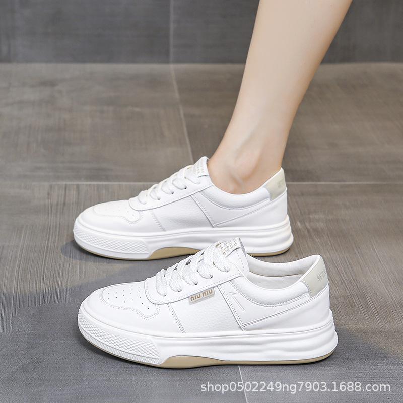 Platform White Shoes Women's 2025 Autumn New Versatile Breathable Comfortable Board Shoes Round Head Student Sports and Leisure Shoes
