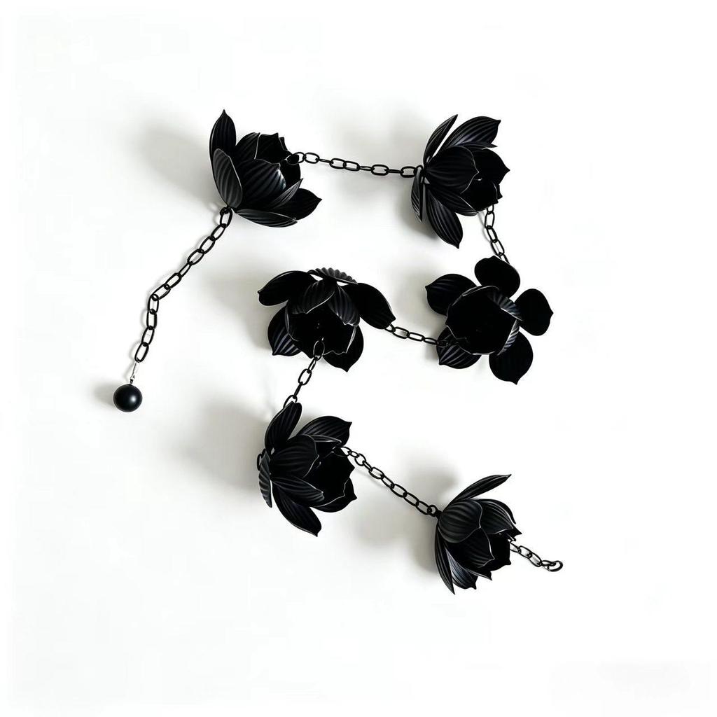 Lotus Garden Gutter Rain Chain - Courtyard Drainage & Water Guide