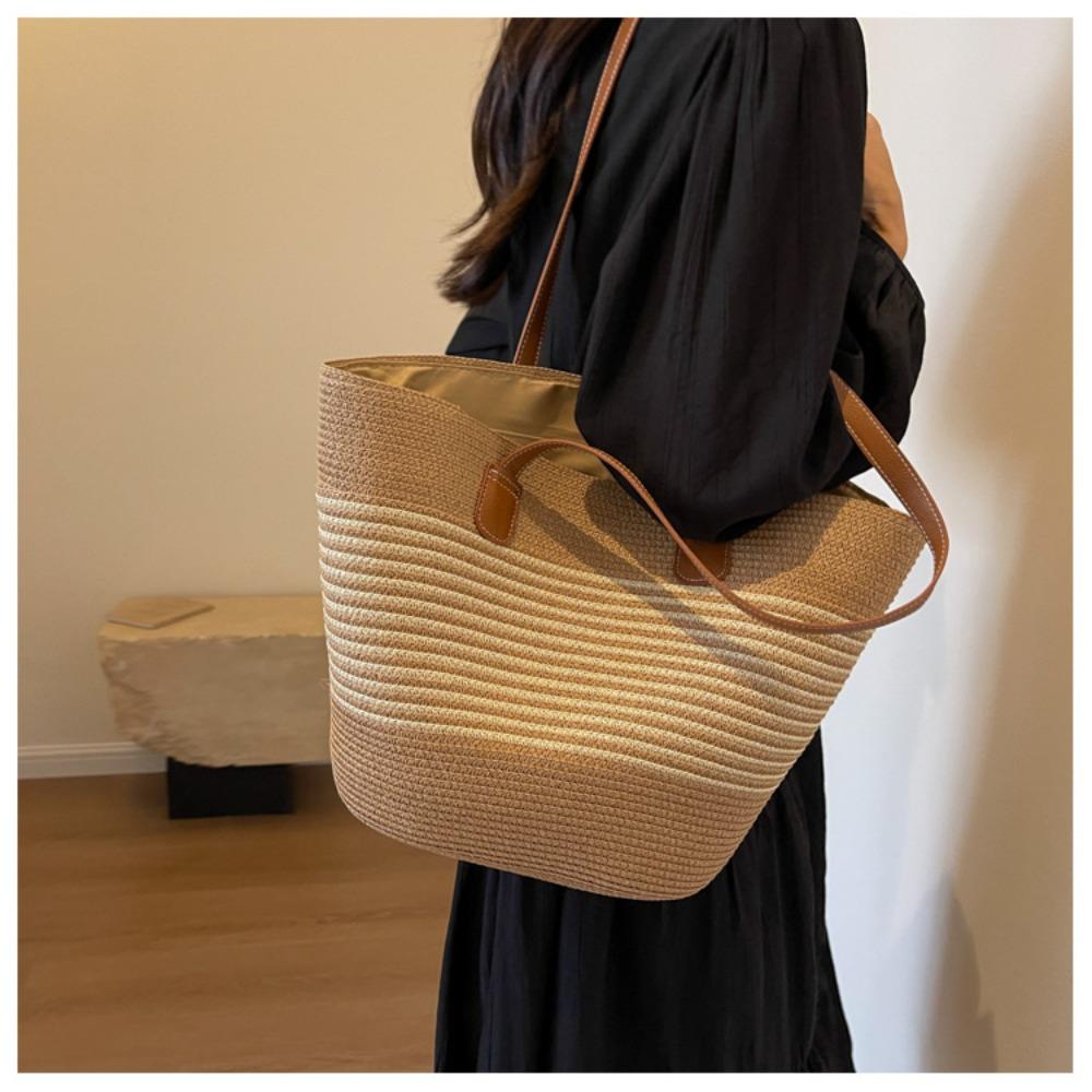 

New large-capacity shoulder cotton thread woven bag New hollow reticulated tote bag Seaside vacation beach bag No specification