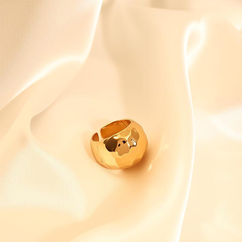 Chic Punk-Inspired High-End Semi-Circular Alloy Ring