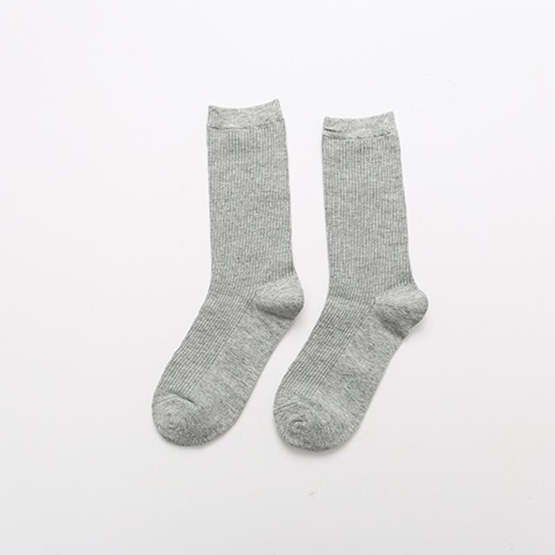 Dámské bavlněné ponožky střední délky v japonském stylu - Podzim/Zima, Jednobarevné černé, Trendy délka do půli lýtek.