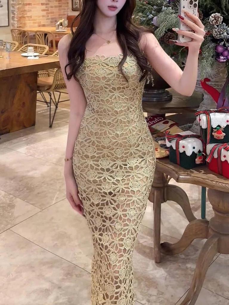 Elegant Women's Lace Evening Gown - Waist-Cinching, Hollow Floral Design