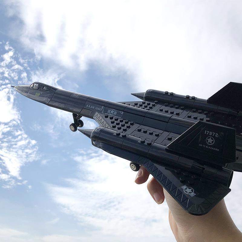 City Police SWAT SR-71 Blackbird Model Reconnaissance Aircraft Building Blocks Military Bricks Children Toys For 6+