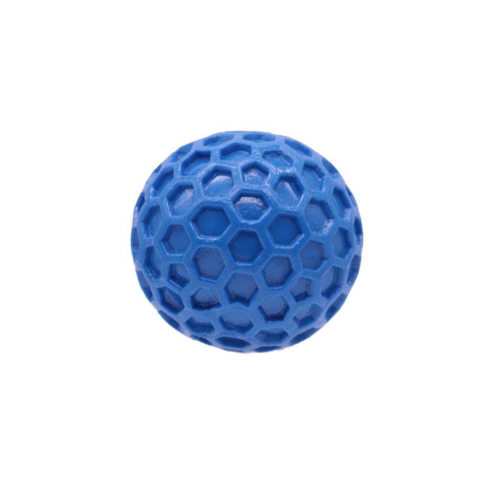 Honeycomb Dog Toy Ball: Squeaky, Bite-Resistant, Self-Entertaining, Teeth-Grinding Pet Toy. Small синий