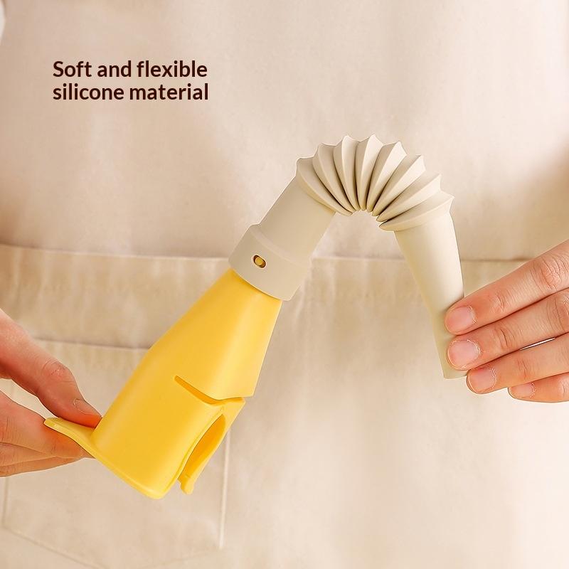 Retractable Oil Pour Spout Durable Flexible Snap On Leak Proof for Household Kitchen Oil Transfer Daily Use