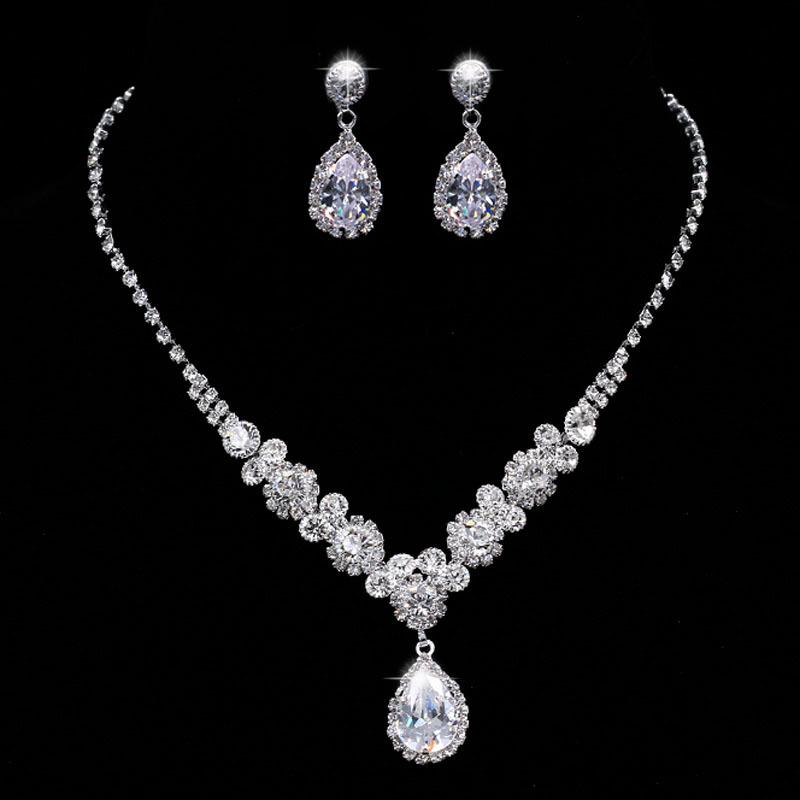 Fashion Light Luxury Zircon Necklace Earrings Set Women's Knot Wedding Dress Evening Dress Accessories Dinner Party Bridal Accessories
