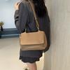 Retro Small Bag Women's New Trendy Autumn and Winter Popular Commuting Leisure Small Square Bag Fashionable Shoulder Messenger Bag