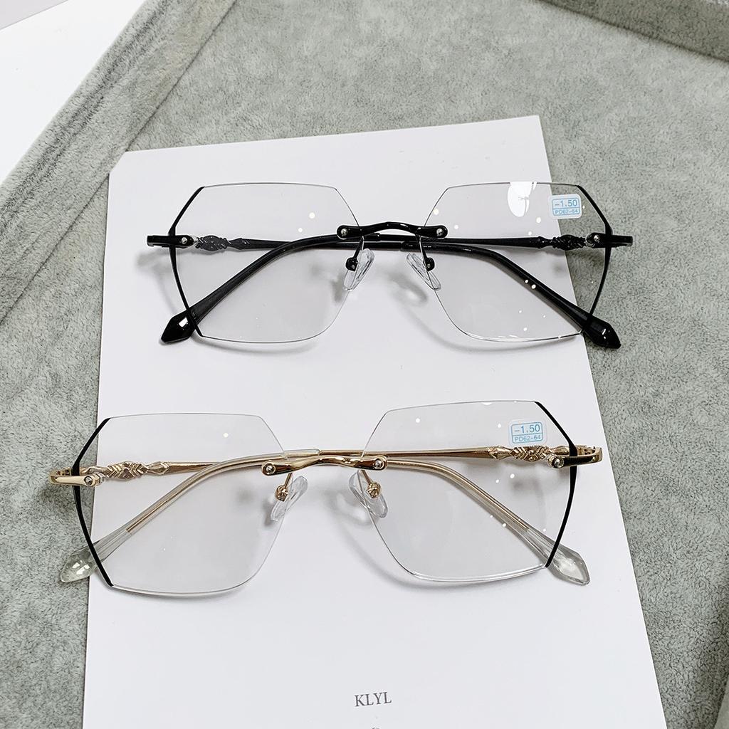 0 To -4.0 Anti Blue Light Glasses Photochromic Myopia Glasses Borderless Cutting Polygons Wholesale of Finished Glasses