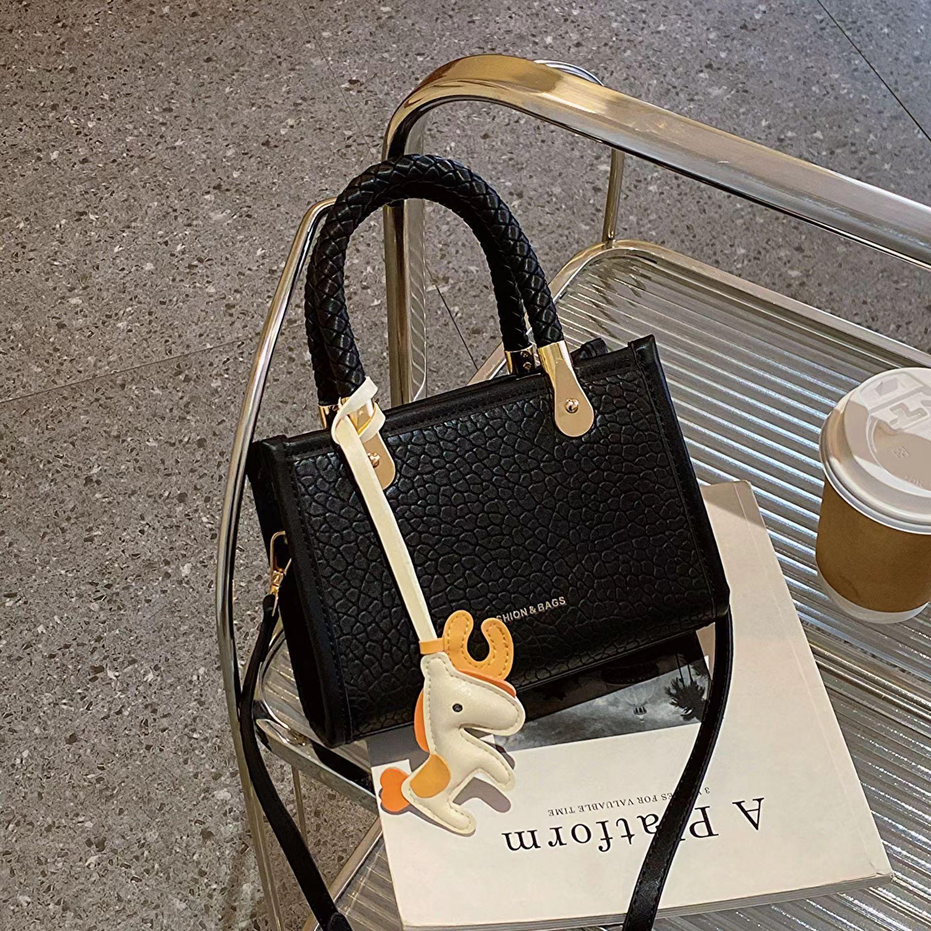 

Модная простая сумка-мессенджер, текстурированная переносная сумка-ведро чёрный