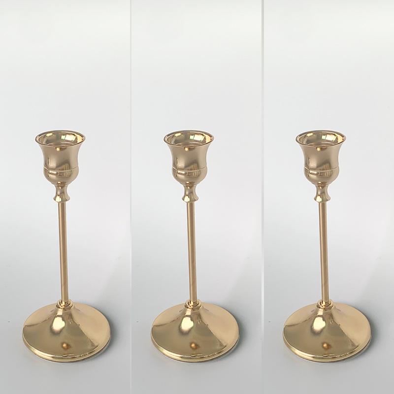 Europejski Złoty Świecznik z Kutego Żelaza - Luksusowy Romantyczny Dekor na Kolację przy Świecach