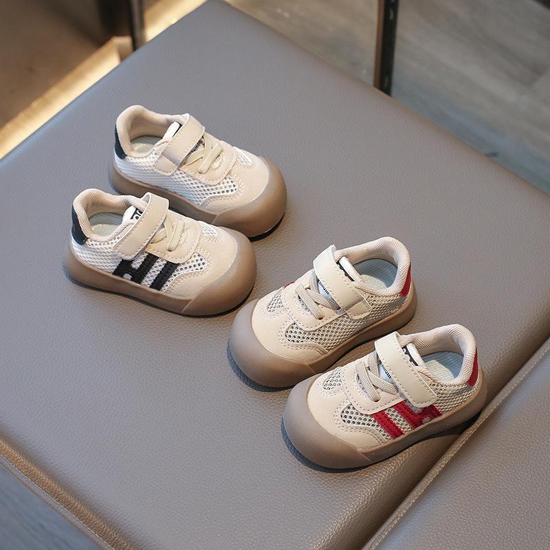Children's baby mesh board shoes 2025 spring and autumn children's soft-soled toddler shoes boys and girls Korean version of versatile casual shoes