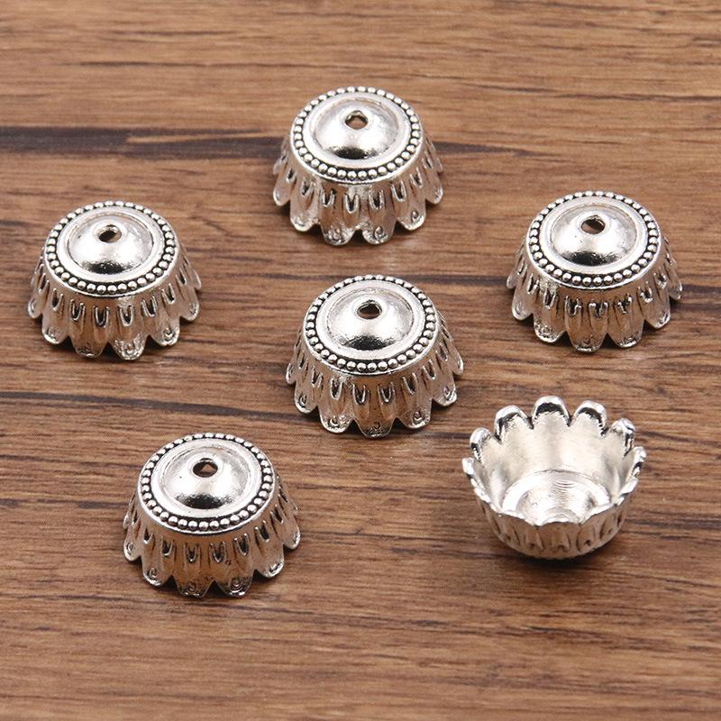 

Античні срібні роздільники-квіти: Багатостильовий, порожнистий дизайн для DIY браслетів та намист