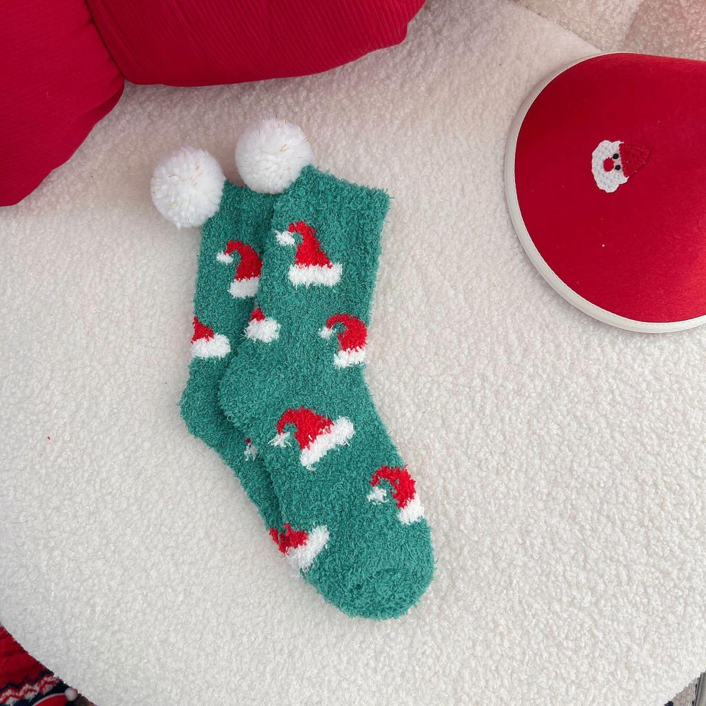 Wennie Oni Women's Plush Christmas Socks - Cozy Coral Fleece Winter Sleep & Warm Floor Socks with Cute Cartoon Design