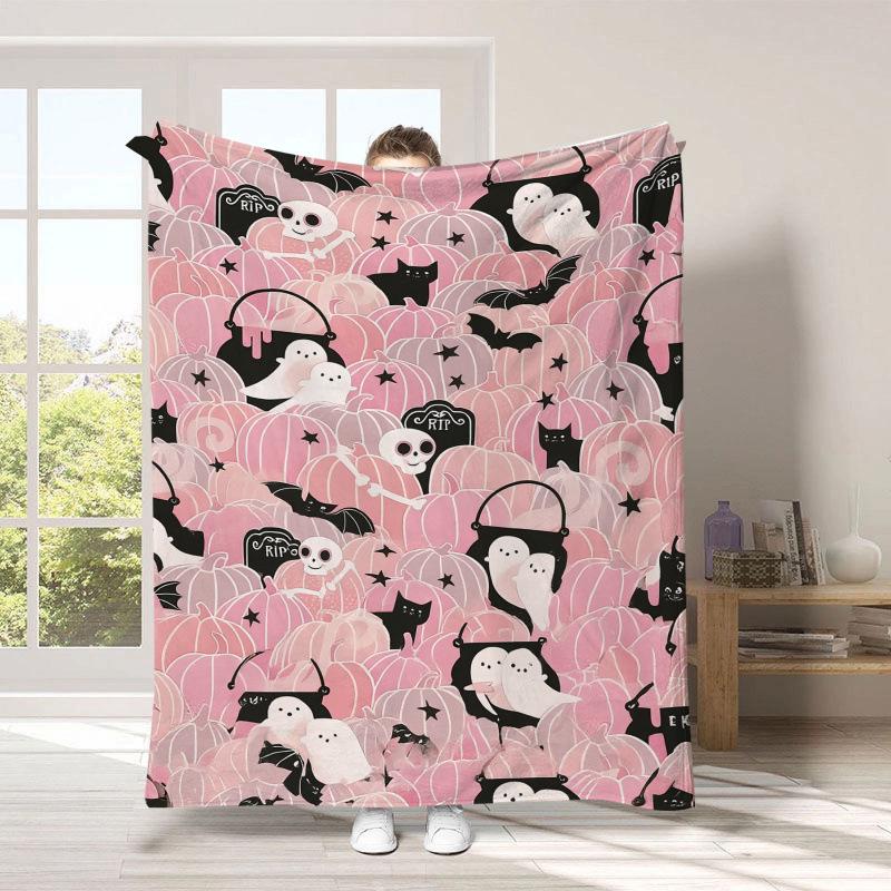 Warm Halloween Flannel Blanket - Cartoon Ghost & Pumpkin Design