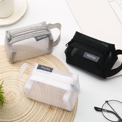 Instrumente și Accesorii – Truse și huse cosmetice