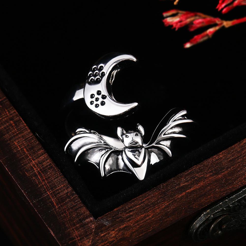 Exquisite retro moonlit night bat ring, trendy personalized men's and women's rings
