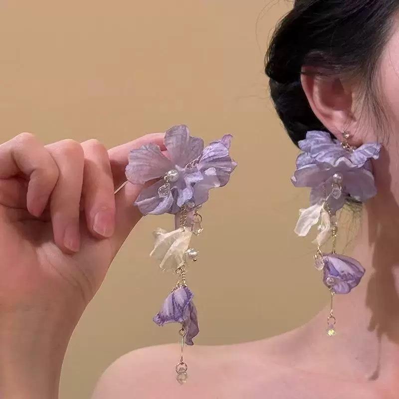Silver Needle Fabric Rice Bead Chiffon Flower Beaded Fringed Earrings Super Fairy Sweet Temperament Stud Earrings Niche Design Earrings