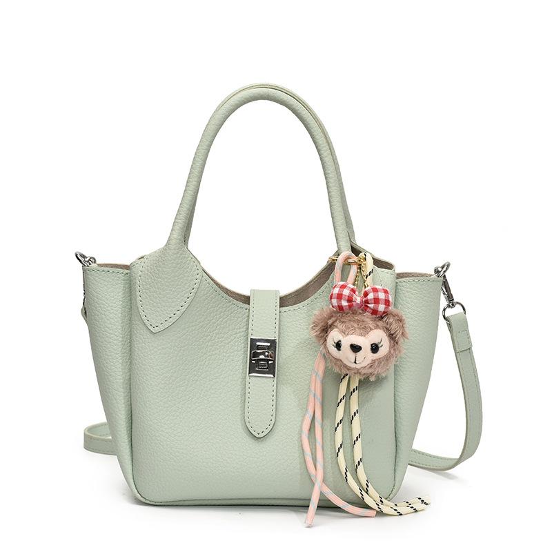 Niche Portable Vegetable Basket Bag Women's Spring New Trendy Fashion Bucket Bag Versatile Messenger Bag