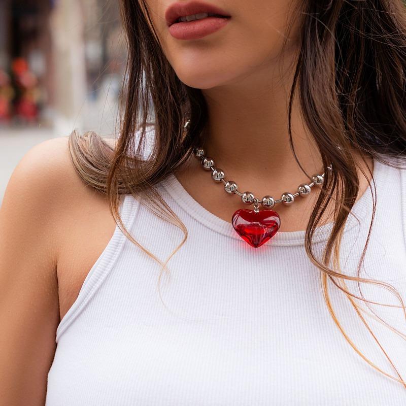 Collana a Collare con Catena Semplice e Perline a Forma di Cuore - Dolce e Cool, di Piccole Dimensioni, Collana da Donna Unica a Forma di Cuore