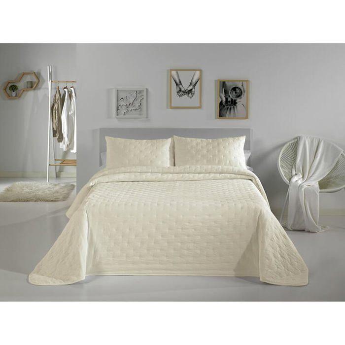 

Couvre-lit réversible - Pierre Cardin - 150x220 cm - Multicolore - Réversible - Polyester - Lavage en machine - Moderne
