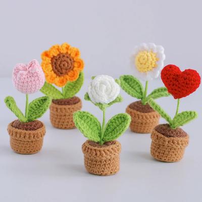 Decoração de casa – Flores e coroas artificiais