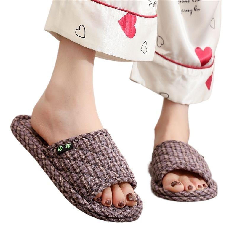 Cloth bottom slippers couple fresh and versatile home indoor silent silent does not hurt the wooden floor men's and women's four seasons