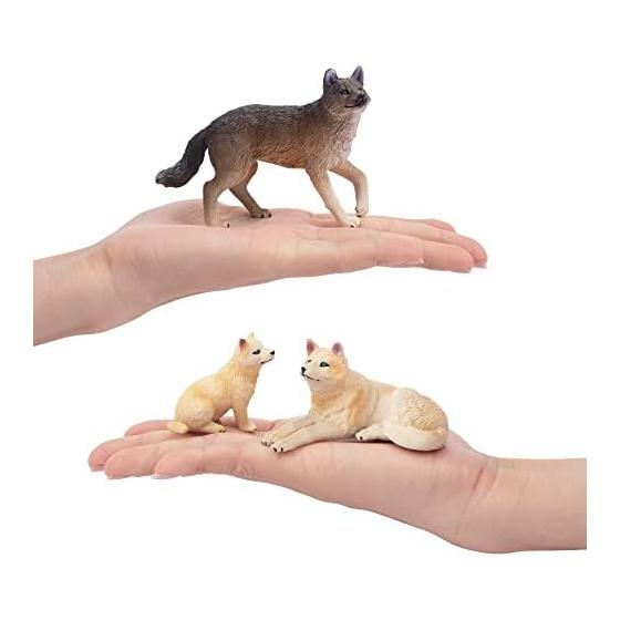 TOYMANY 8PCS Wolf Figure Animal Figure Set Realistic Animal Toy Wolf Family Popular Animal Toy Birthday Gift Christmas New Year Decoration Collection