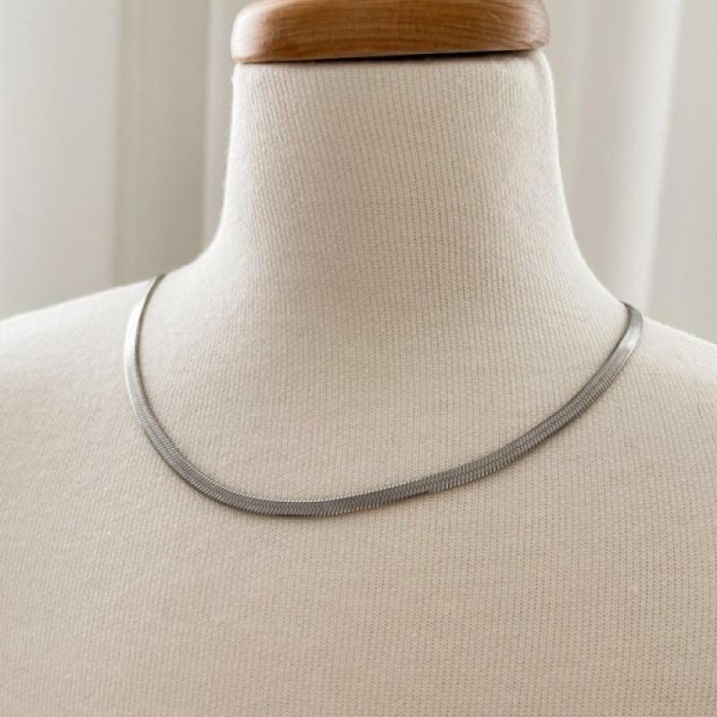 

Simple Minja Snake Chain Necklace Choker