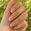 24 Stuks Witte Franse Tip Nepnagels Nude Roze Kort Ovaal Press-On Nagels Volledige Dekking DIY Manicure Valse Nagels