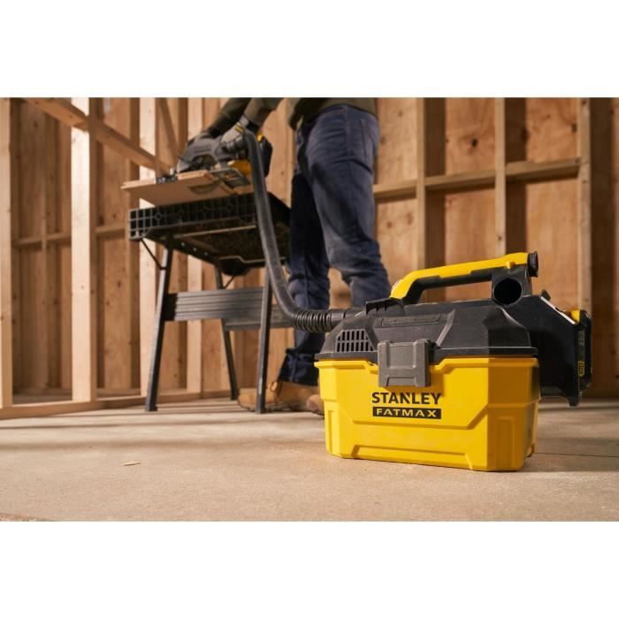 Aspirateur eau et poussiere sans fil - STANLEY FATMAX V20 - SFMCV002B-XJ - 18V - sans batterie