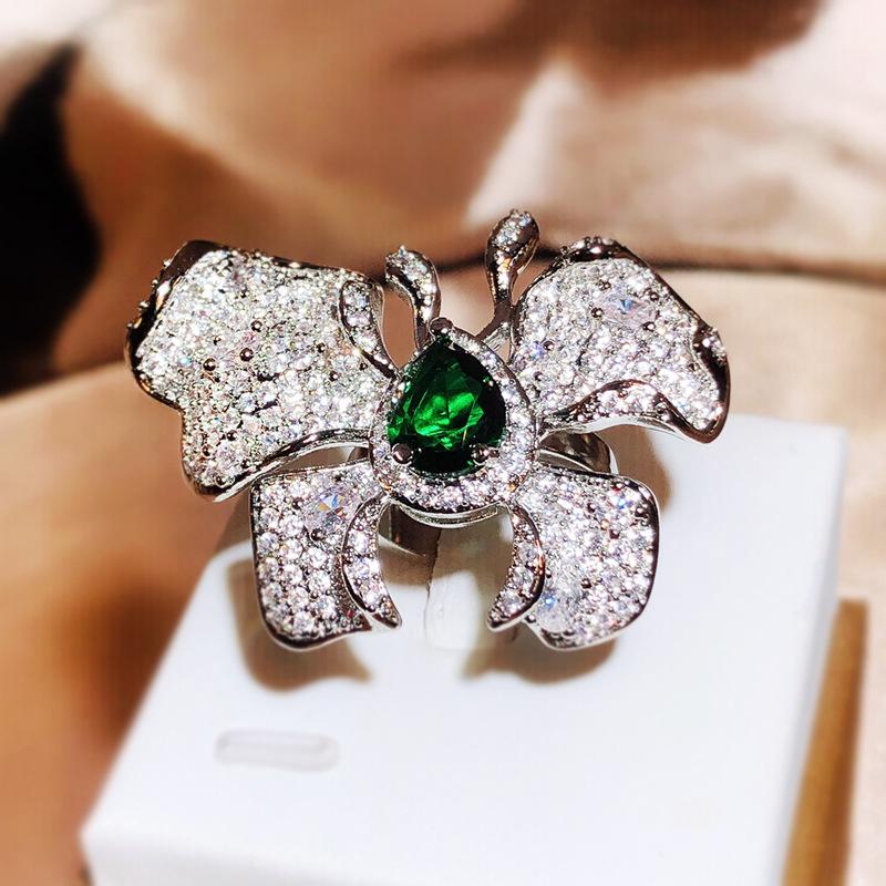 

Модные Серебряные Обручальные Кольца с Бабочками для Женщин Новые Элегантные Очаровательные Сверкающие Изумрудные Цирконы Свадебные Подарки resizable