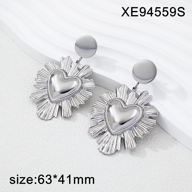 18K Gold Plated Titanium Steel Heart Sunflower Earrings: Fashionable Geometric Jewelry for Women