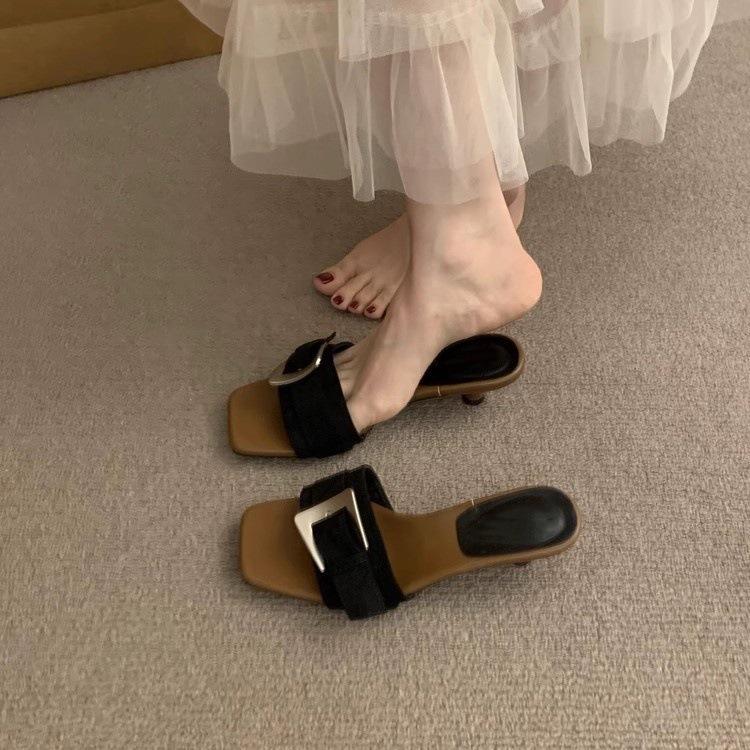 Thin Heels Are Not Tired, Feet Are Open-toed, Cool Slippers, Women Wear New Belt Buckles, Square Head, One-word Slips.
