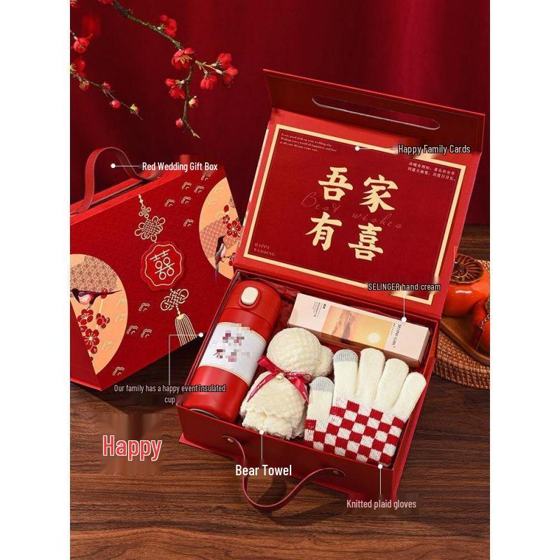 Groomsman Gift Box: Premium Wedding Favors for Men