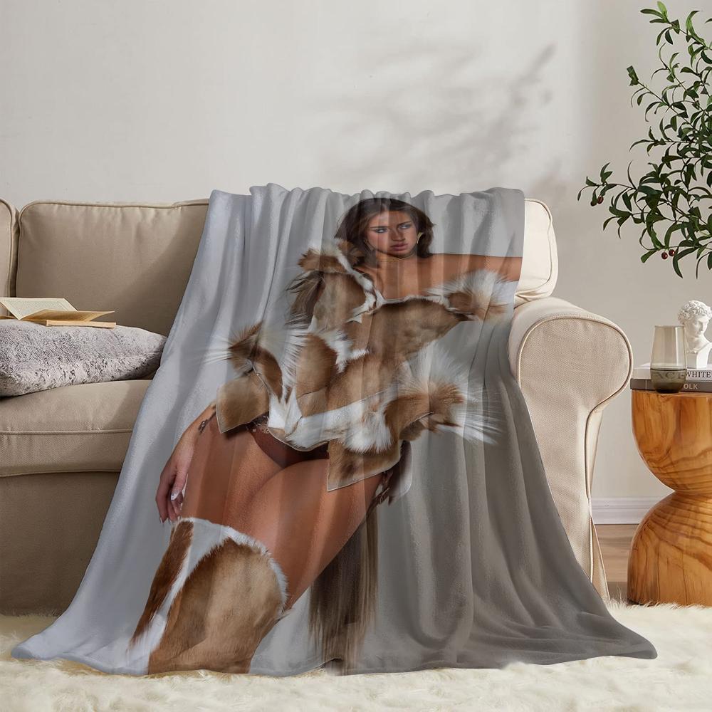 T-tate McRae Throw Soft Flannel Throw Summer Blanket Lightweight Cozy Nap Blanket for Sofa Bed Travel