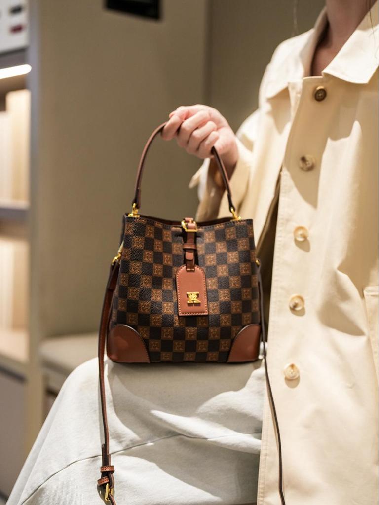 High-End Women's Large Tote Bucket Bag - 2025 Trendy Crossbody & Shoulder Handbag
