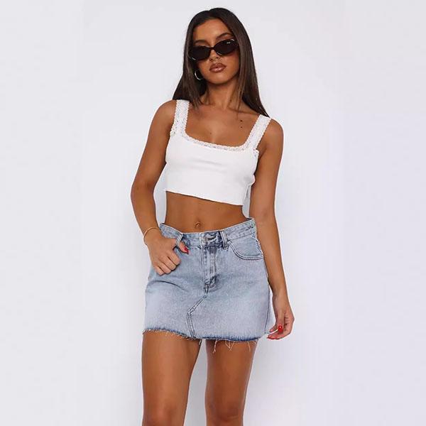 Women’s Lace Trim Crop Top – Square Neck Sleeveless Camisole Tank, Casual Summer Going Out Elastic Rib Knit Vest