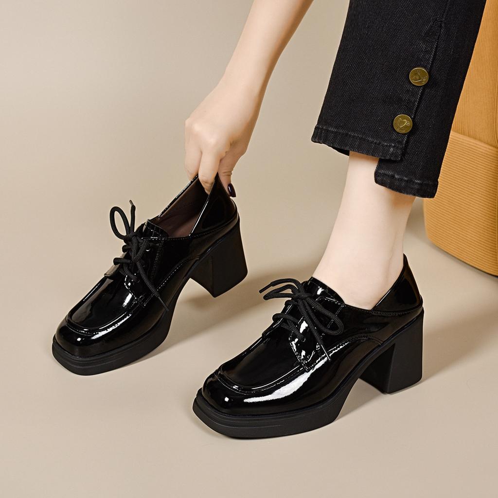 thick-soled women's waterproof table thick heel lace-up single shoes, black small leather shoes, and two deep-mouth shoes.