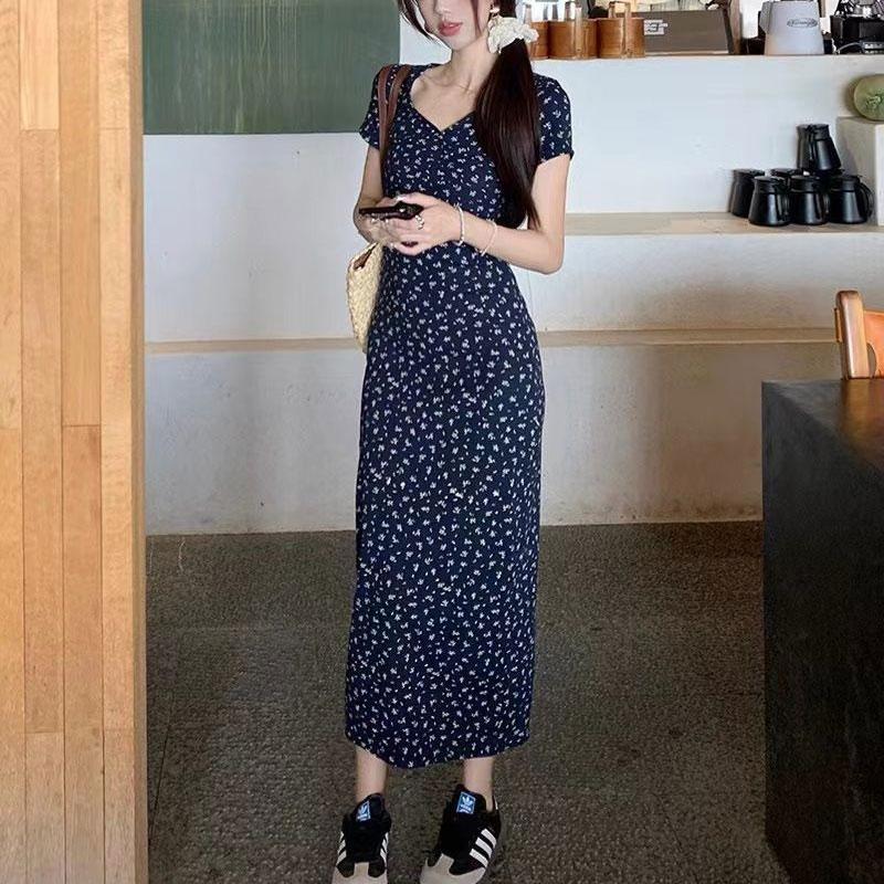 Fashion Bag Hip Long Short Dress Sexy Summer Vintage Broken Flowers Female Clothing Commute Elegant V-Neck Slim Waist Dresses
