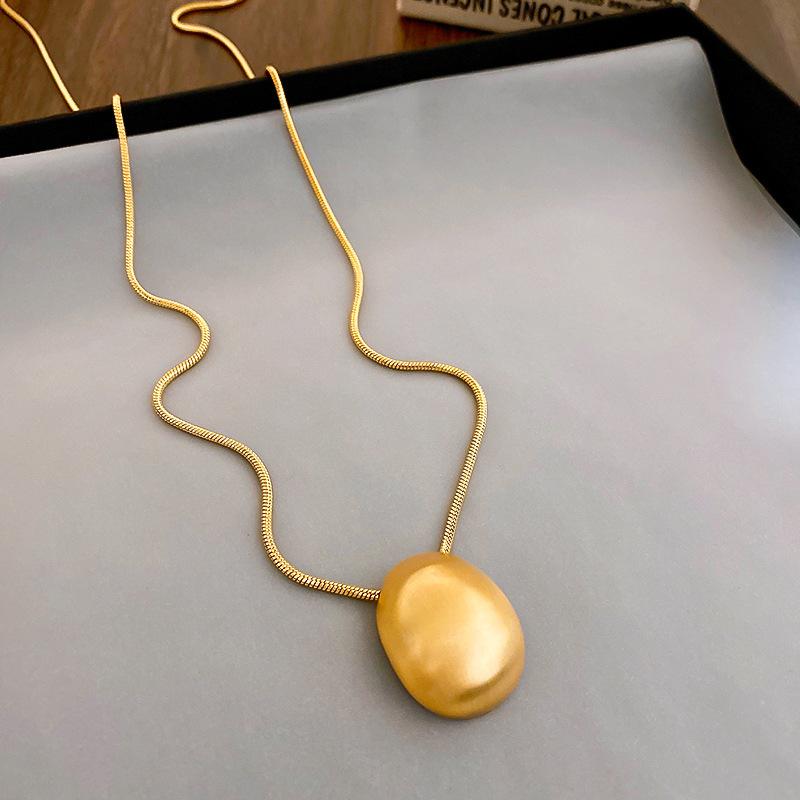 European and American Cross-border Exaggerated Geometric Flower Necklace Accessories Women's Summer High-end Clavicle Chain Niche Personality Items