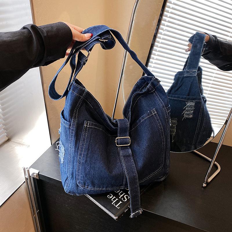 

Casual denim tote bag women s 2025 new trendy fashion versatile large capacity shoulder bag retro messenger bag