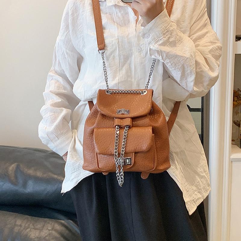 Small Bag Chain Backpack Dámská špičková všestranná školní taška Travel Bucket Backpack