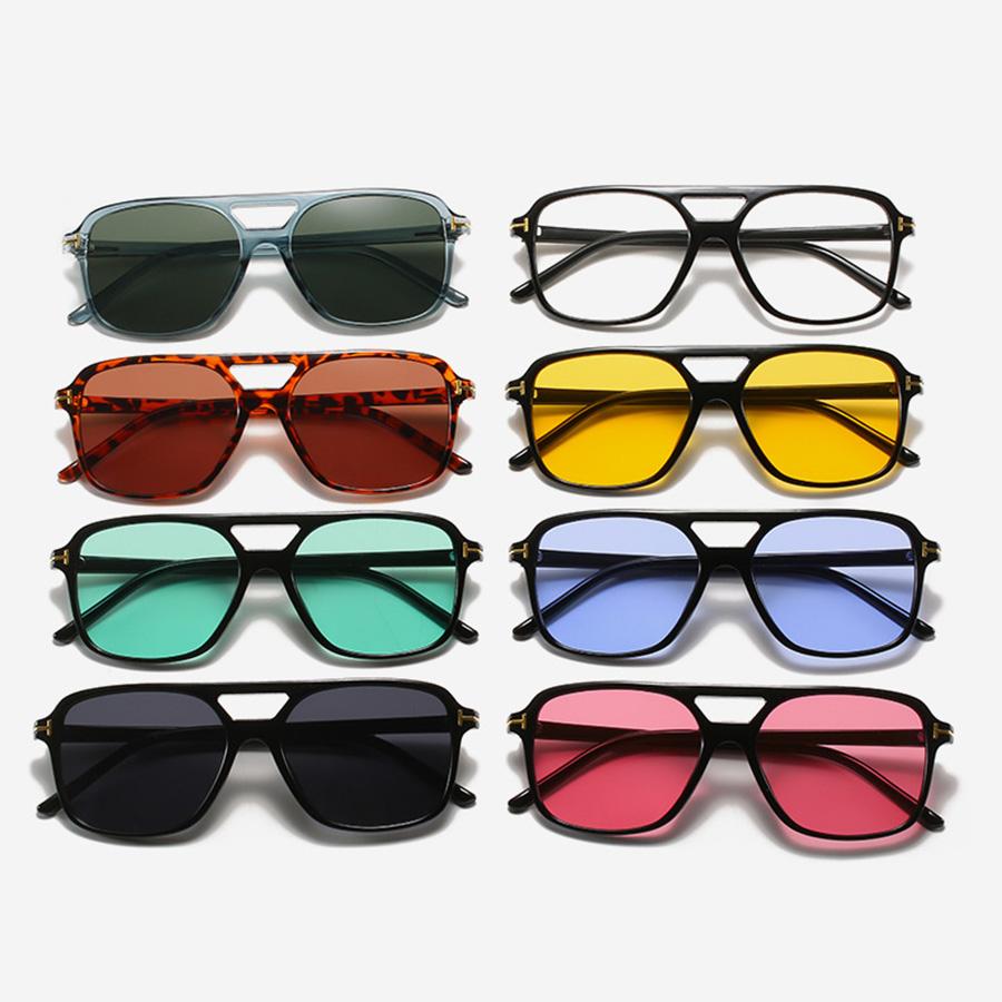 Fashionable Retro Square Rivet Sunglasses for Men and Women  Sunglasses Punk Street Po Decorative Glasses