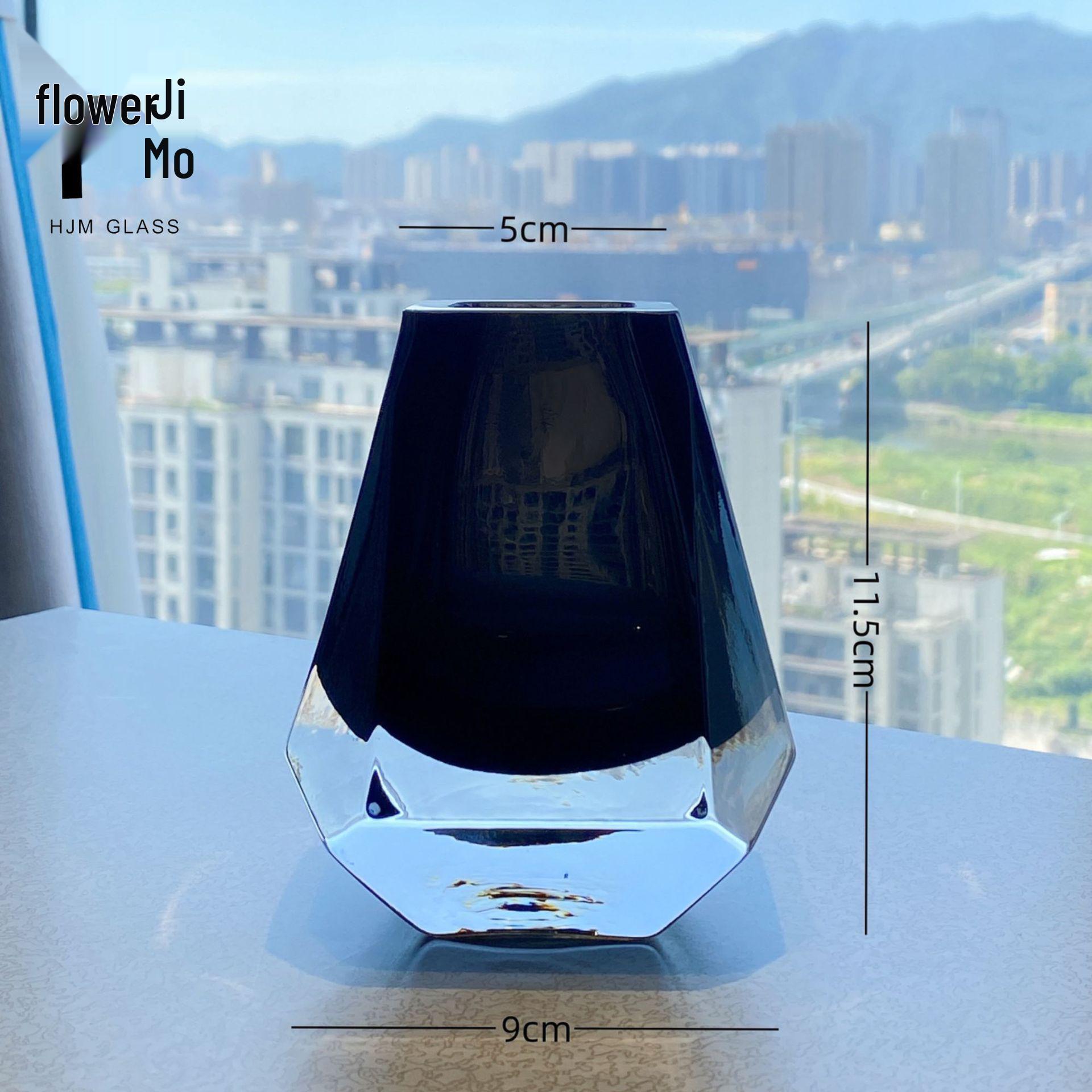 Скандинавская Светлая Роскошная Хрустальная Ваза: Элегантное украшение для виллы, отеля или цветочных композиций в гостиной.