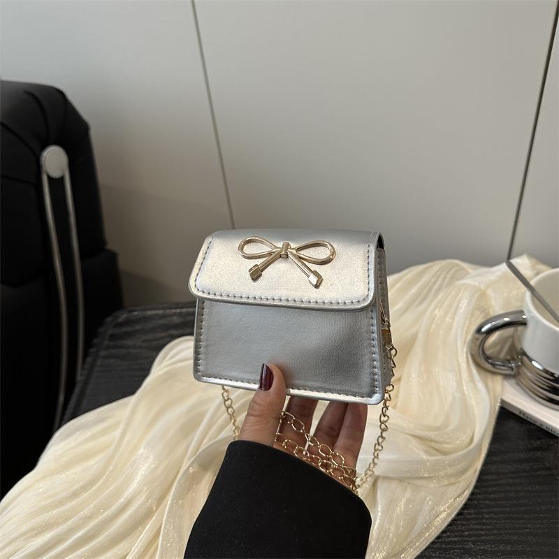 Simple Bow Saddle Bag Women's New Spring and Summer Temperament Shoulder Bag Personalized Fashion Shoulder Messenger Bag