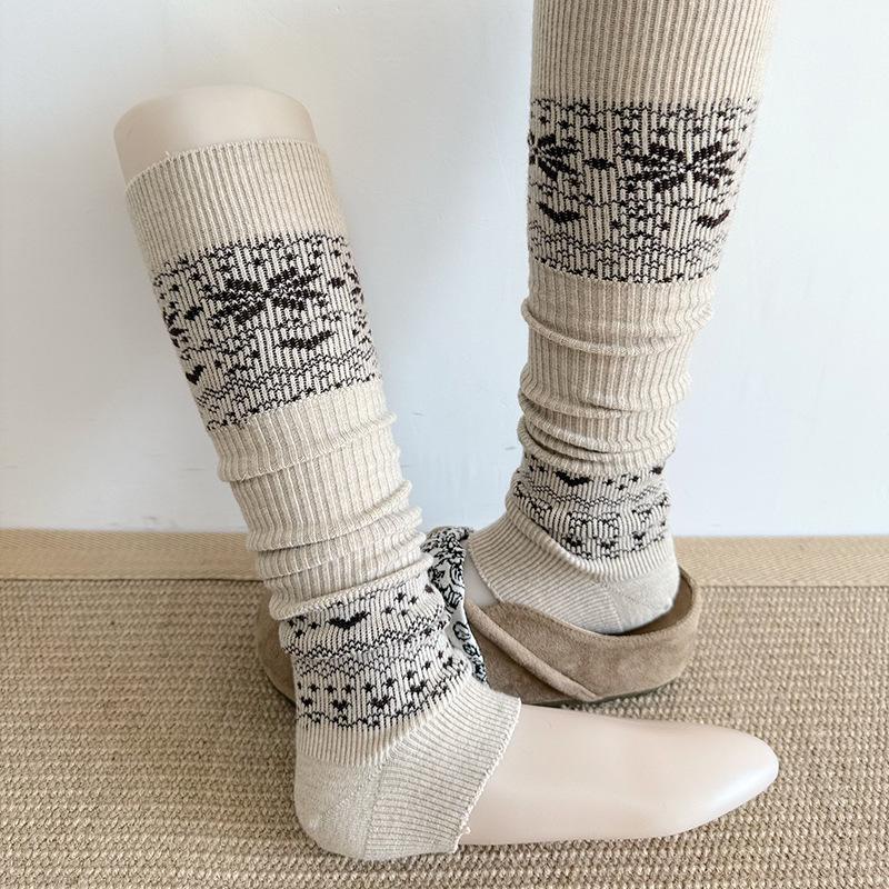 Women's Wool Mid-Calf Socks: Thickened Autumn/Winter Brown Slouch & Gray Stirrup Warmers